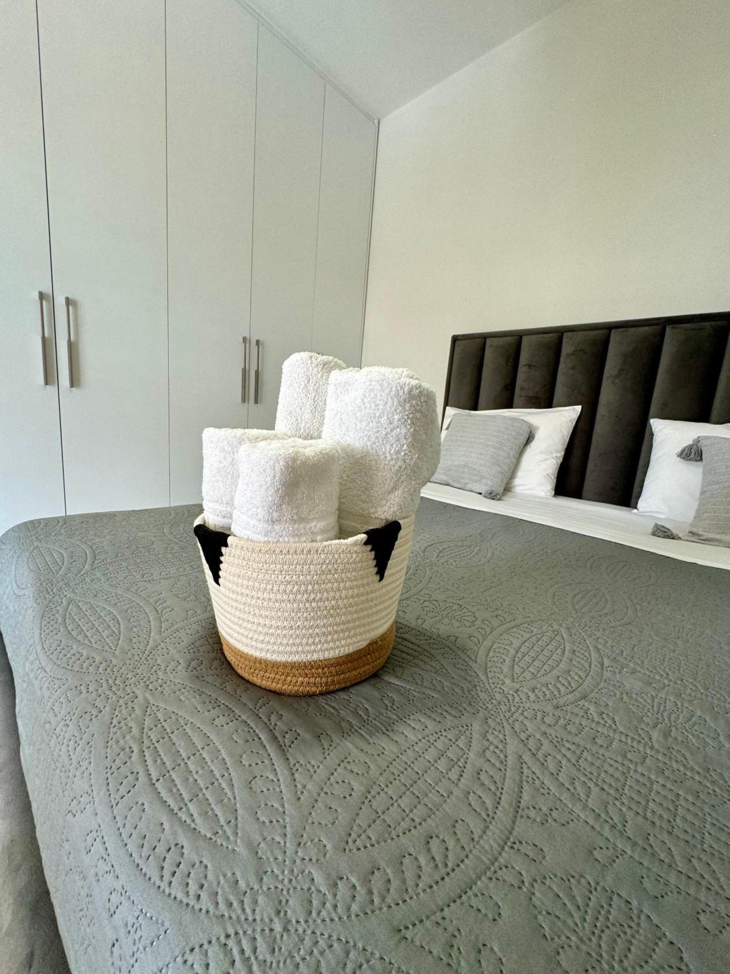 Belaire Luxury Apartment Saranda Kültér fotó